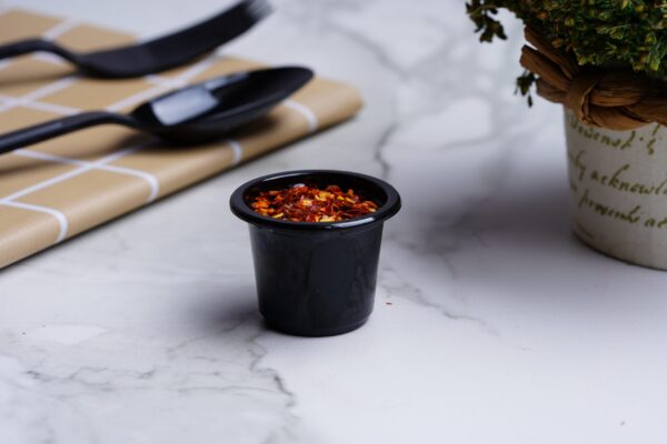 Pot à sauce noir - 60ml - Image 2