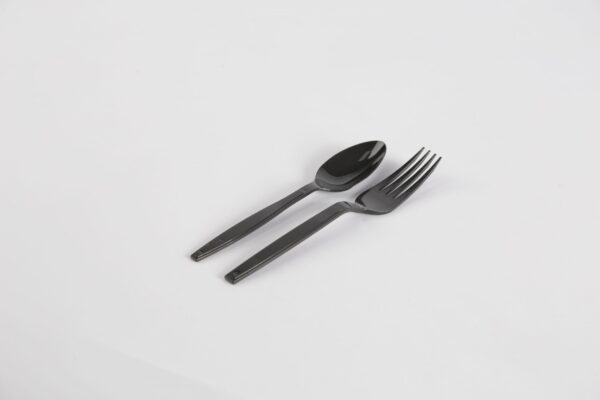 Fourchette noire en plastique - Image 2