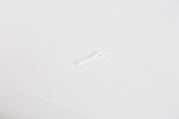 Cuillère à dégustation en plastique blanc